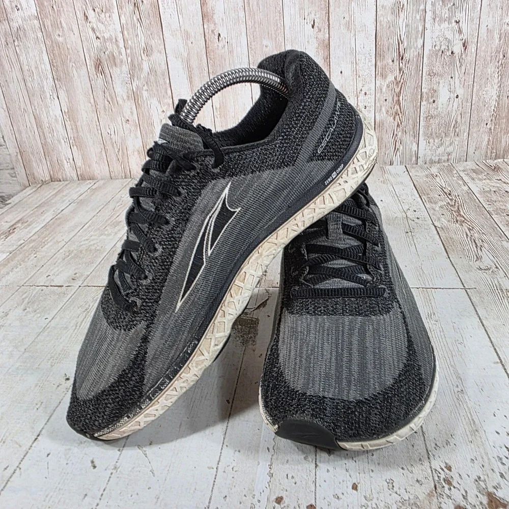 Altra Escalante Mens 8 Womens 9.5 Black Grey Running Shoes AFM1733G-3 Zero Drop